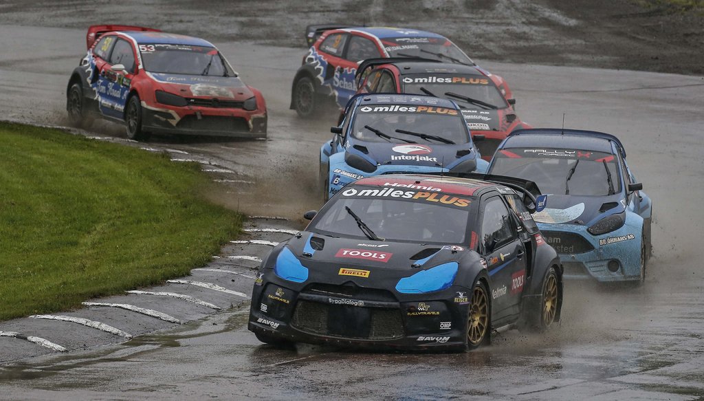 Allerede i sit rookie-år scorer den norske/svenske gut: Oliver Solberg imponerende resultater i RallyX Nordic
(Foto: Micke Fransson / STCC)